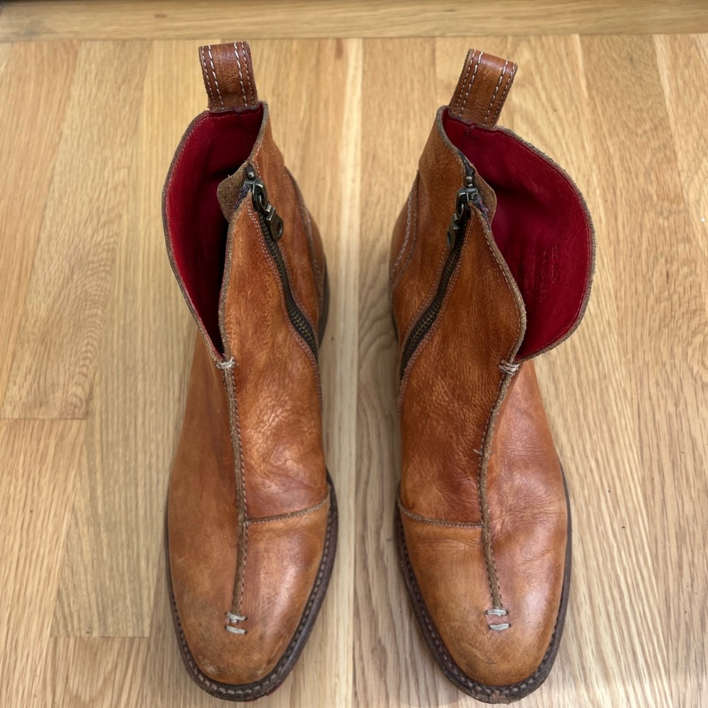 Bed Stu Brown and Red Heeled Boots